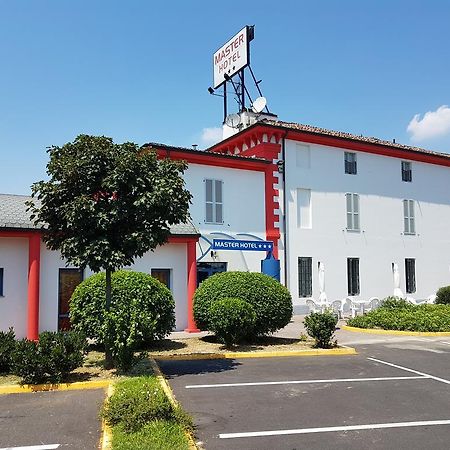 Master Hotel Castelvetro Piacentino Exterior photo
